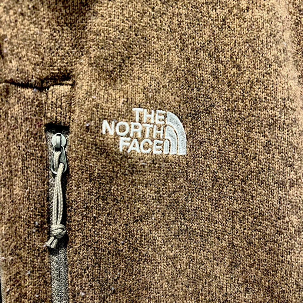 Men’s full zip North Face Sweater brown jacket — size small